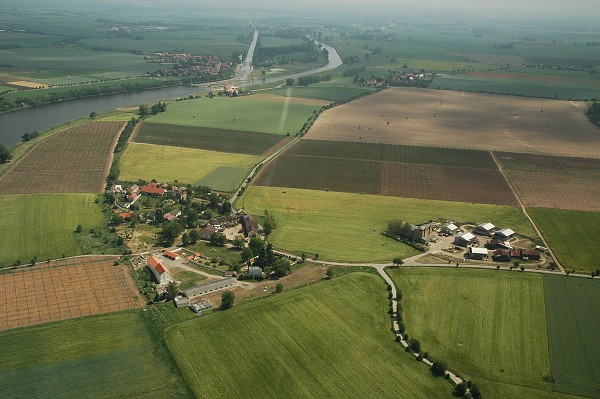 letecké fotografie: Veltrusy, Všestudy, Dušníky nad Vltavou